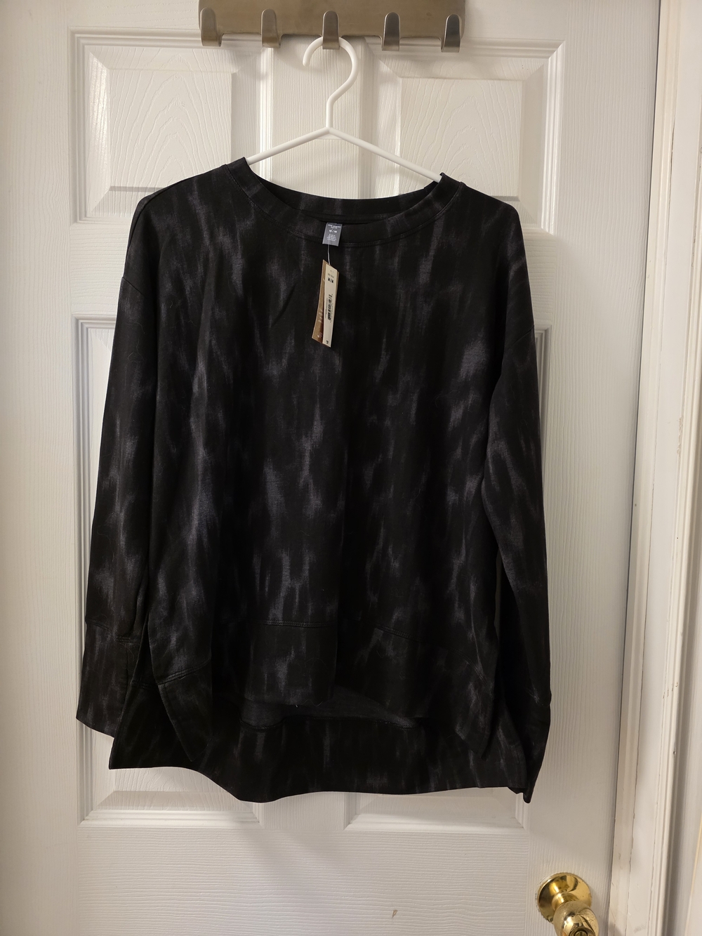 ✨️ NWT ✨️ | Long Sleeve Top | Size Medium | Soft